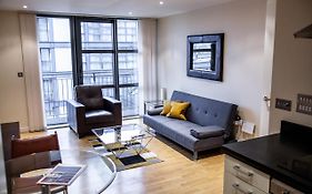 Canary Wharf Retreat - Serviced Apartments